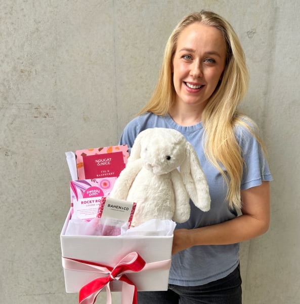 Cuddles and Sweets Hamper 2