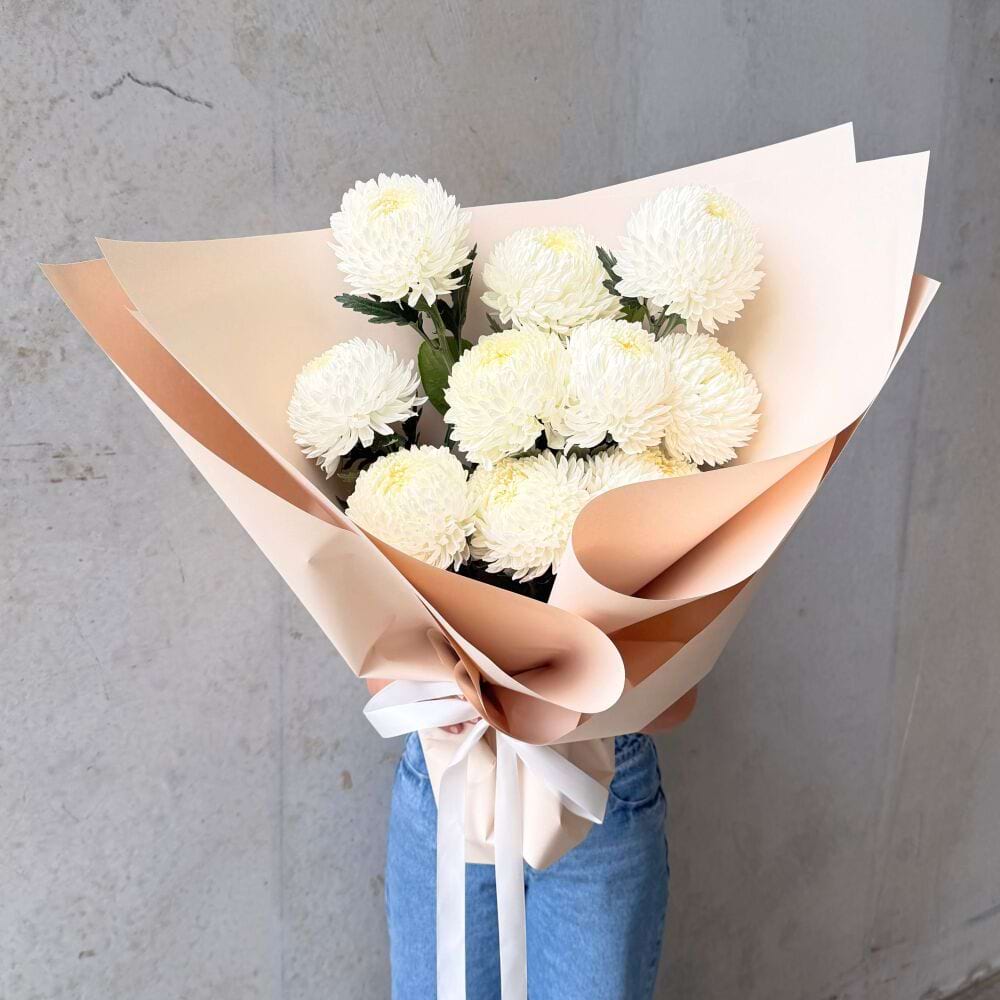 Bouquet of White Chrysanthemums
